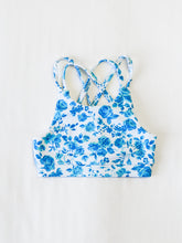 Empower Crop - Blooming Blues